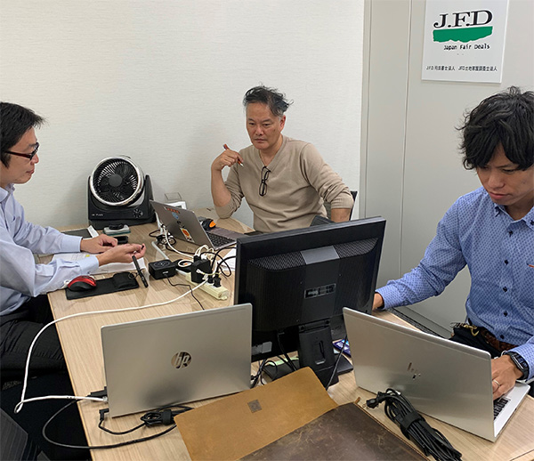 福岡支社　徳納 義隆、牟田 武志